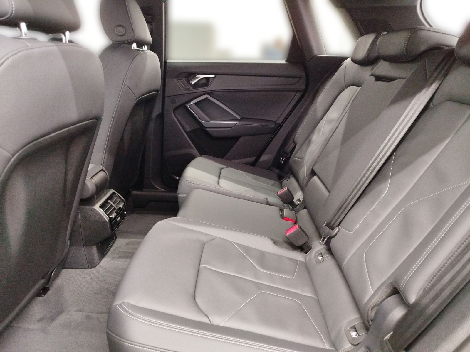 Audi Q3 40 TDI quattro S tronic S line Matrix-LED Nav foto 10