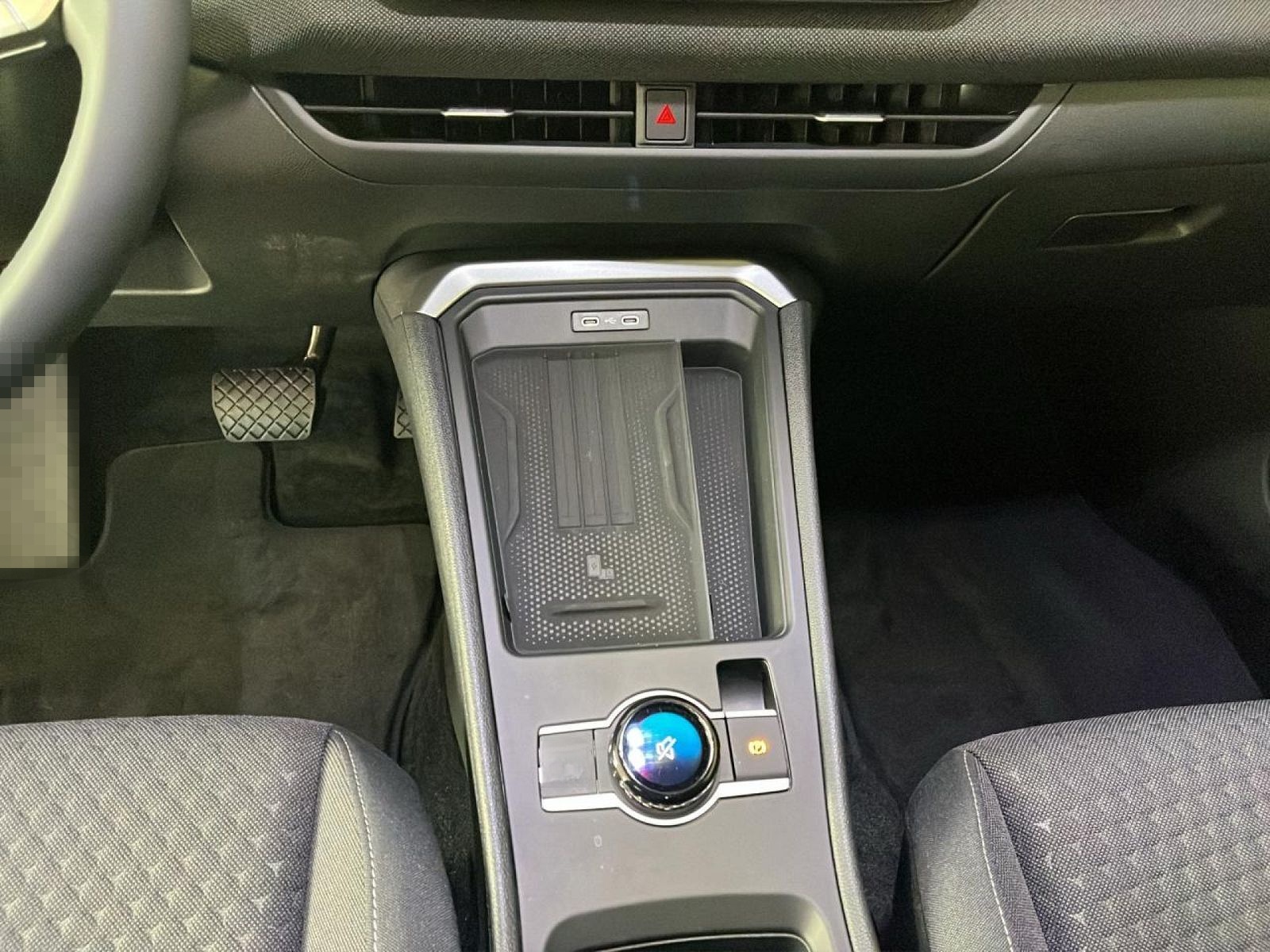Volkswagen T-Roc Life 1.5 l eTSI DSG 110 kW (150 PS) Klima foto 16