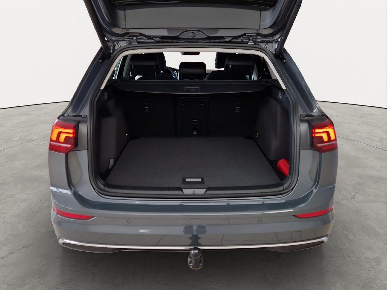 Volkswagen Golf Variant ENERGY 1.5 l eTSI OPF 110 kW (150 P foto 21
