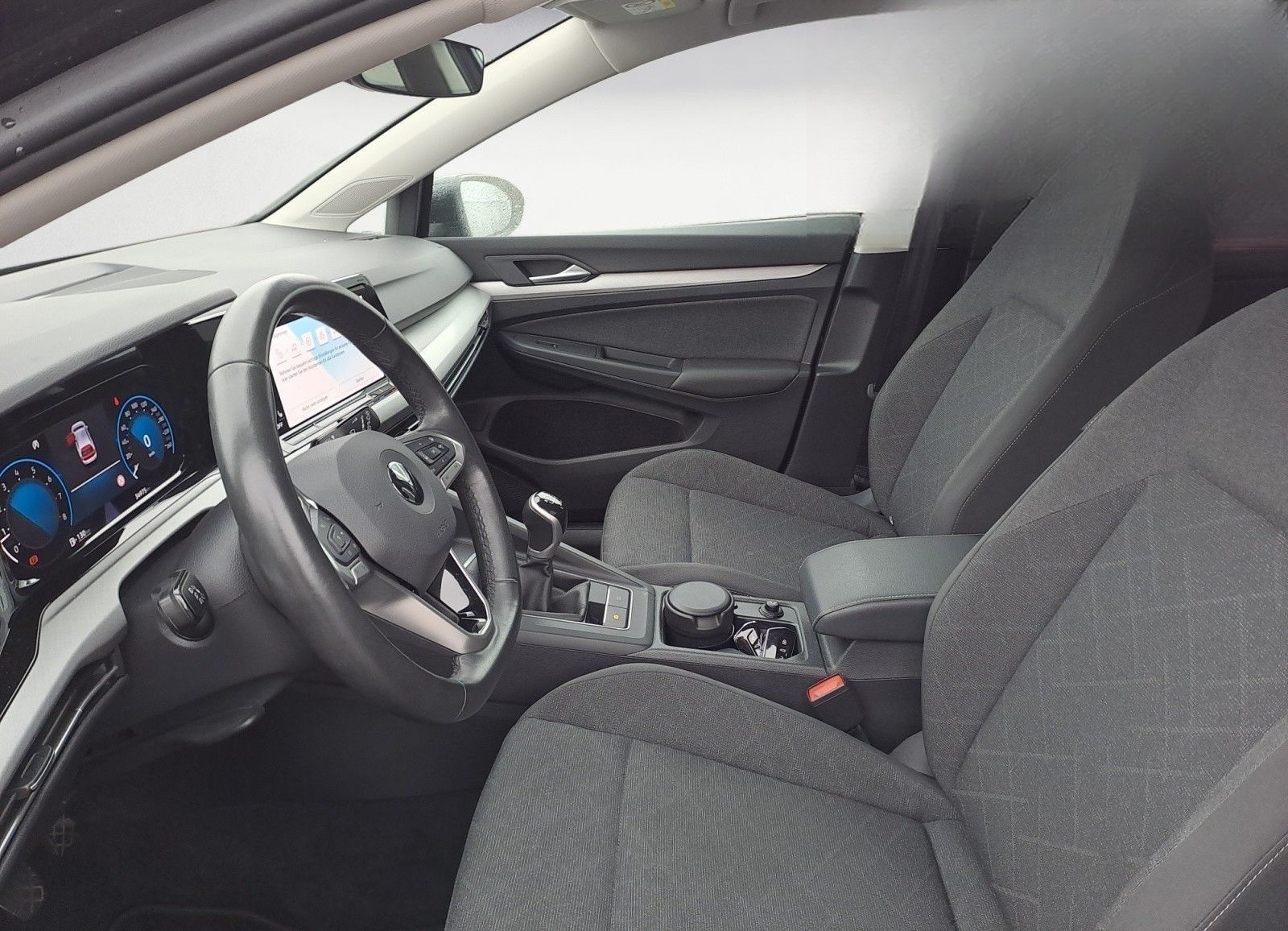 Volkswagen Golf Life 1,5 TSI 6-Gang *LED*CARPLAY*DAB* foto 6