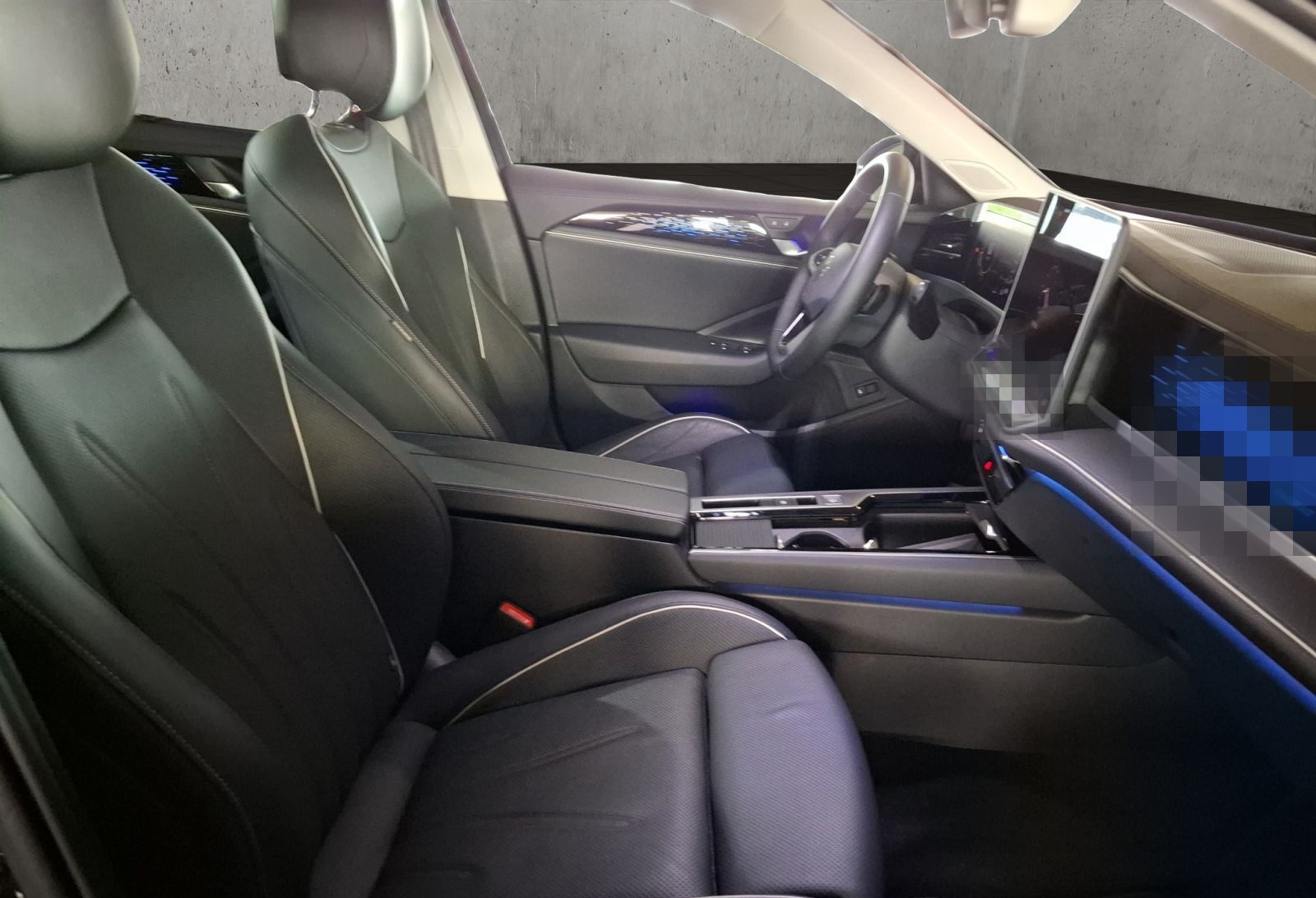 Volkswagen Passat Variant Elegance 2.0 TDI DSG 4Motion foto 17