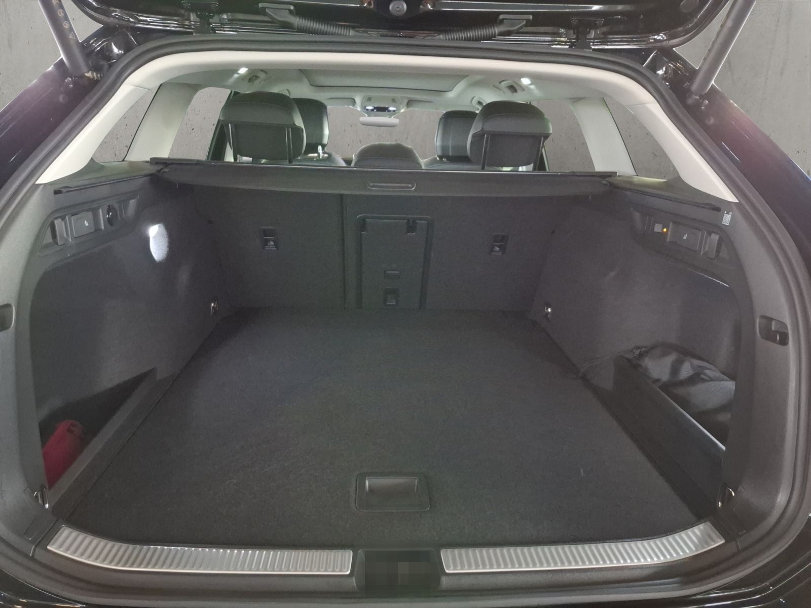 Volkswagen Passat Variant Elegance 2.0 TDI DSG 4Motion foto 19