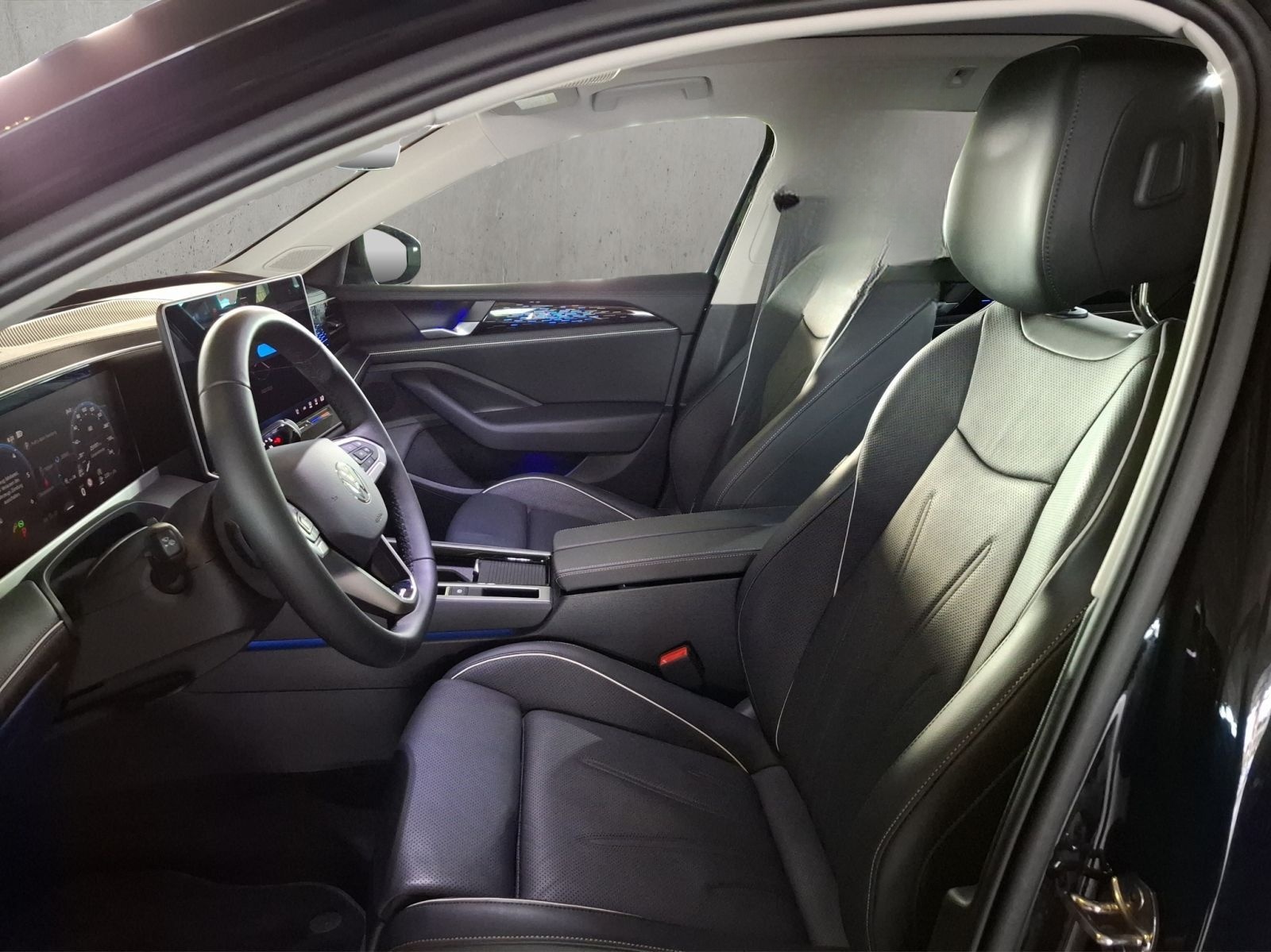 Volkswagen Passat Variant Elegance 2.0 TDI DSG 4Motion foto 9