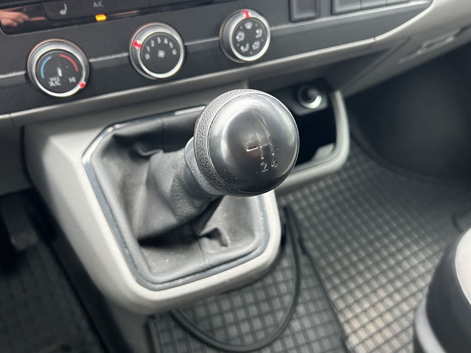 Volkswagen T6.1 Kasten LR LANG AHK LED NAVI KAMERA ALLWETTE foto 11