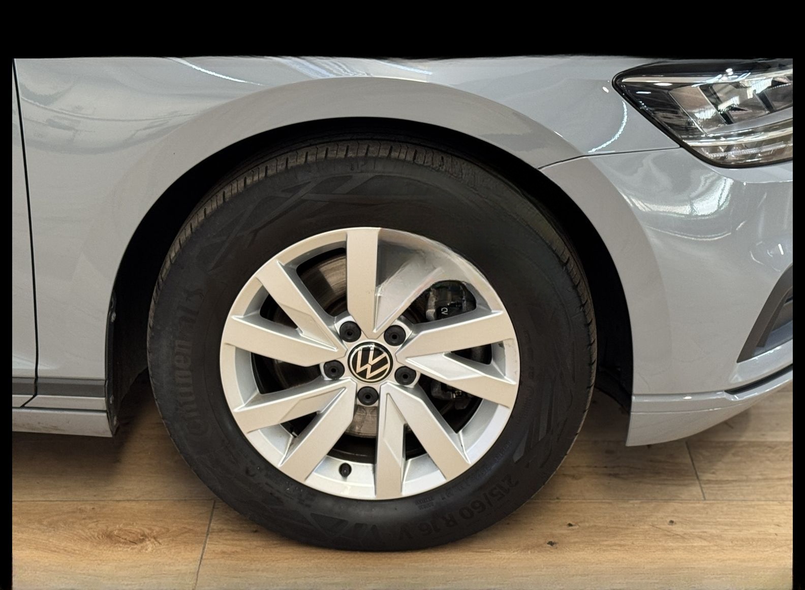 Volkswagen Passat Variant Conceptline 2.0 TDI DSG Kamera foto 12