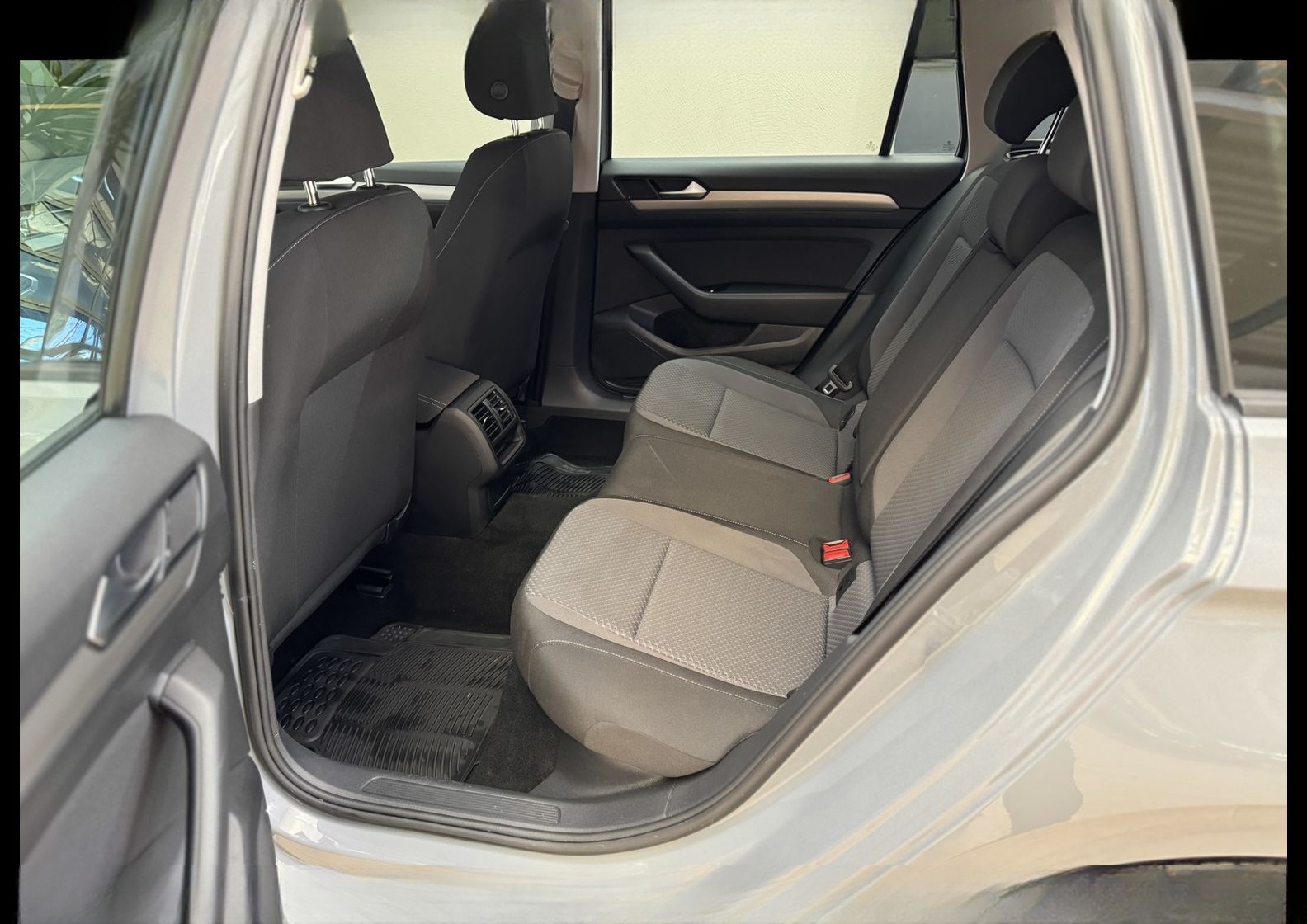 Volkswagen Passat Variant Conceptline 2.0 TDI DSG Kamera foto 15