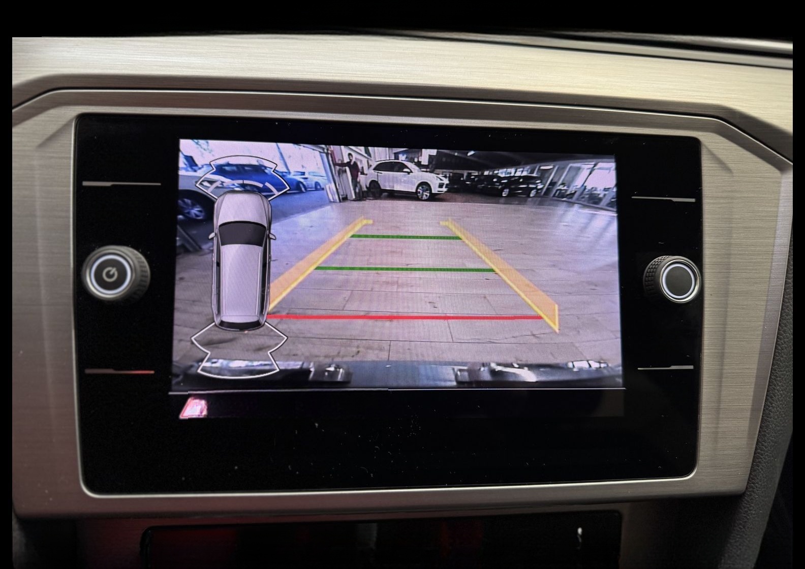 Volkswagen Passat Variant Conceptline 2.0 TDI DSG Kamera foto 23