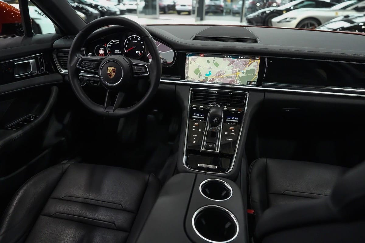 Porsche Panamera Sport Turismo 4 Edition 10 Jahre PANO foto 16