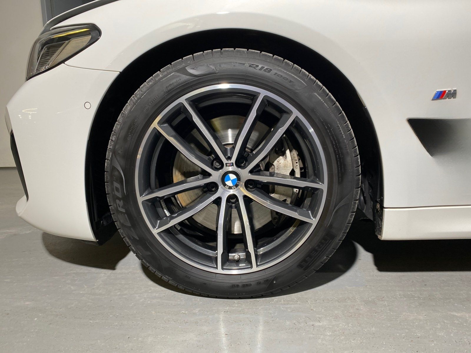 BMW 530d Touring M Sport LiveCockpitProf Head-Up foto 14