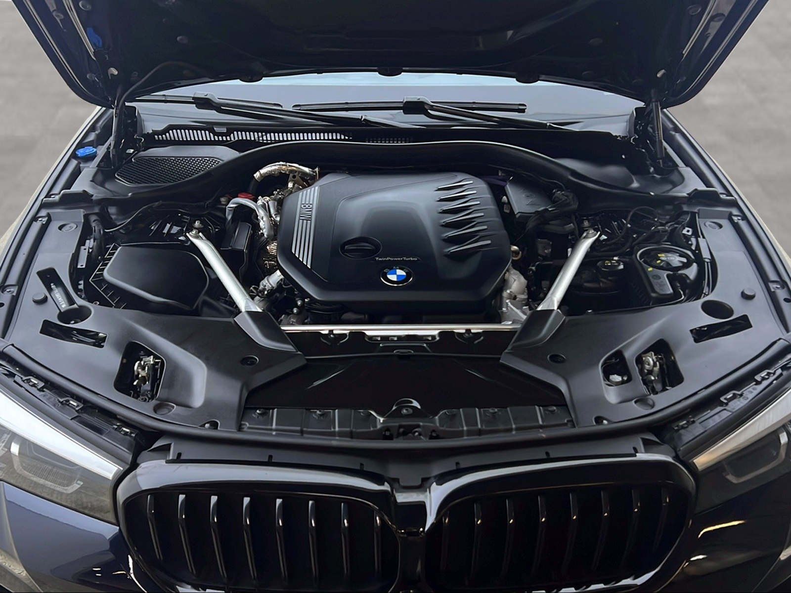 BMW 530d Touring M Sport LiveCockpitProf Kamera foto 19