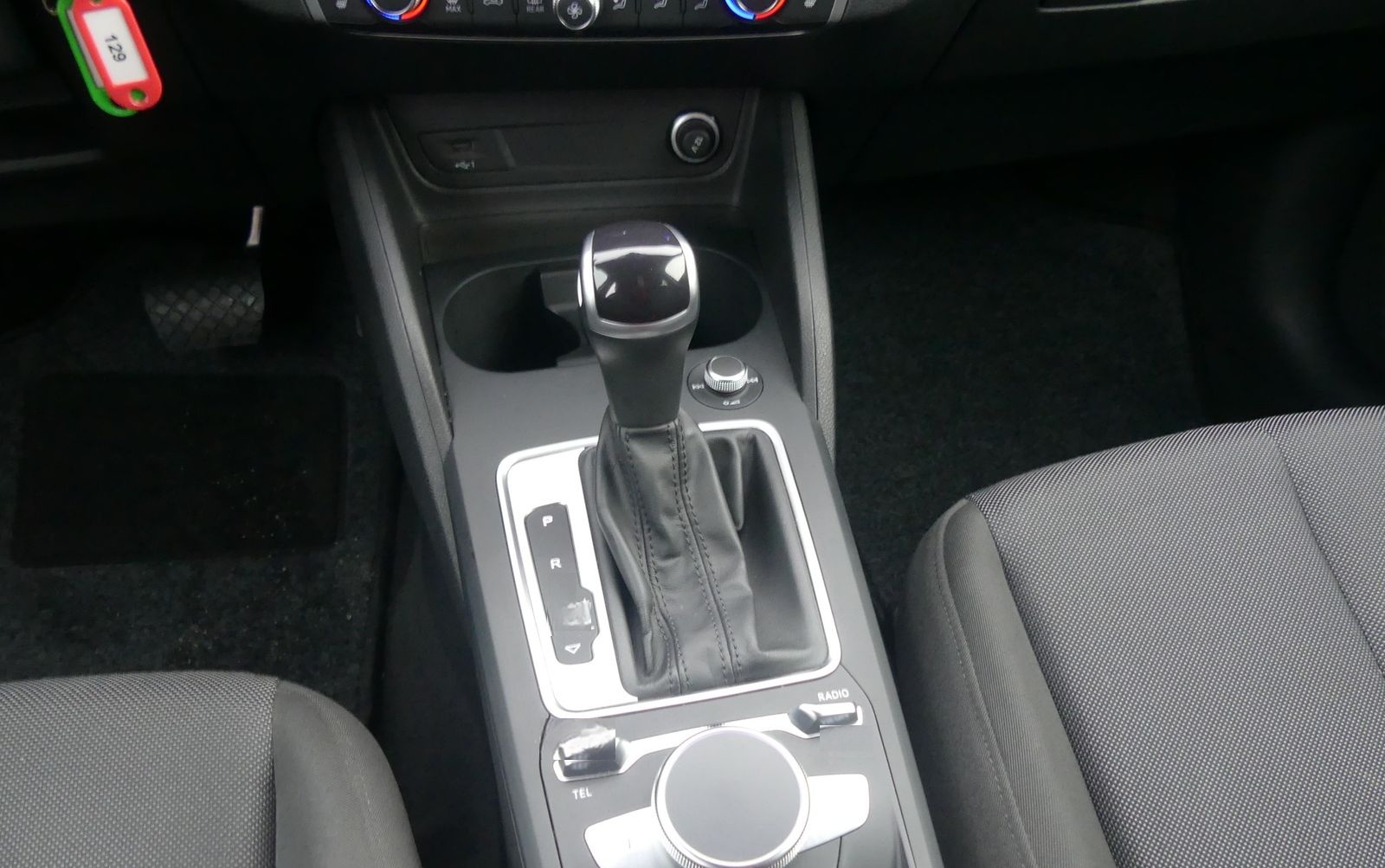 Audi Q2 35 TFSI s-tronic LED ACC Navi foto 21