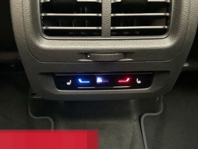 Volkswagen Touran 2.0 TDI DSG Move 7SITZE AHK PANO STAND IQ foto 21