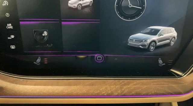 Volkswagen Touareg 3.0 TDI Atmosphere AHK MATRIX PANO STAND foto 19