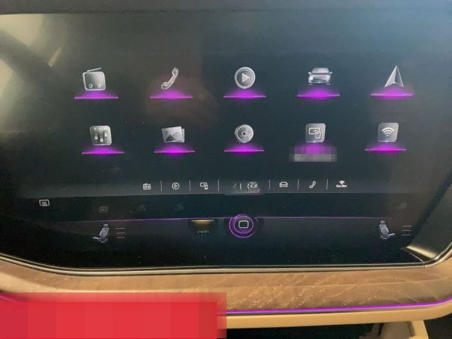 Volkswagen Touareg 3.0 TDI Atmosphere AHK MATRIX PANO STAND foto 25