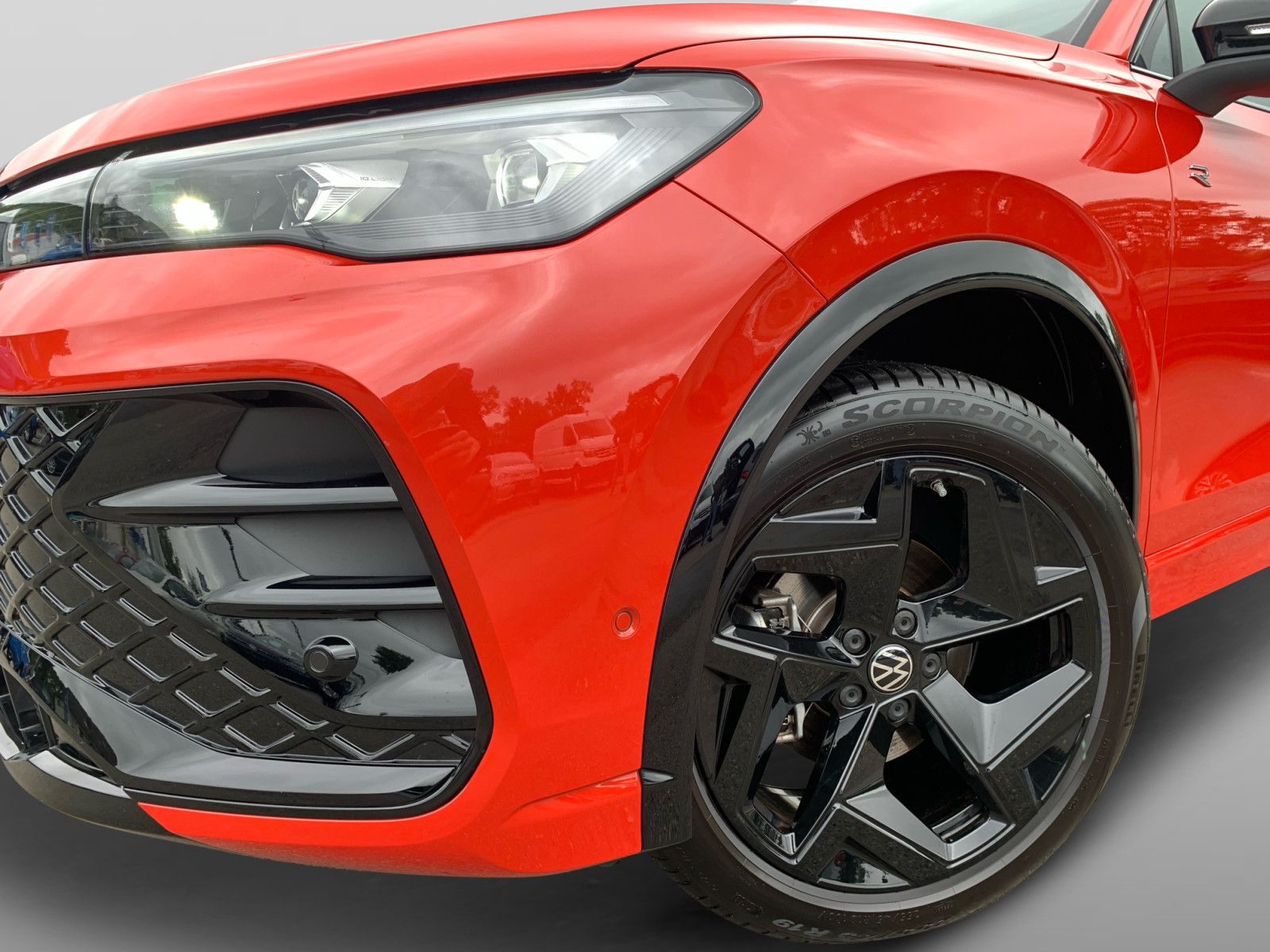 Volkswagen Tiguan 1.5TSI DSG R-Line Black Style Pano Matrix foto 5