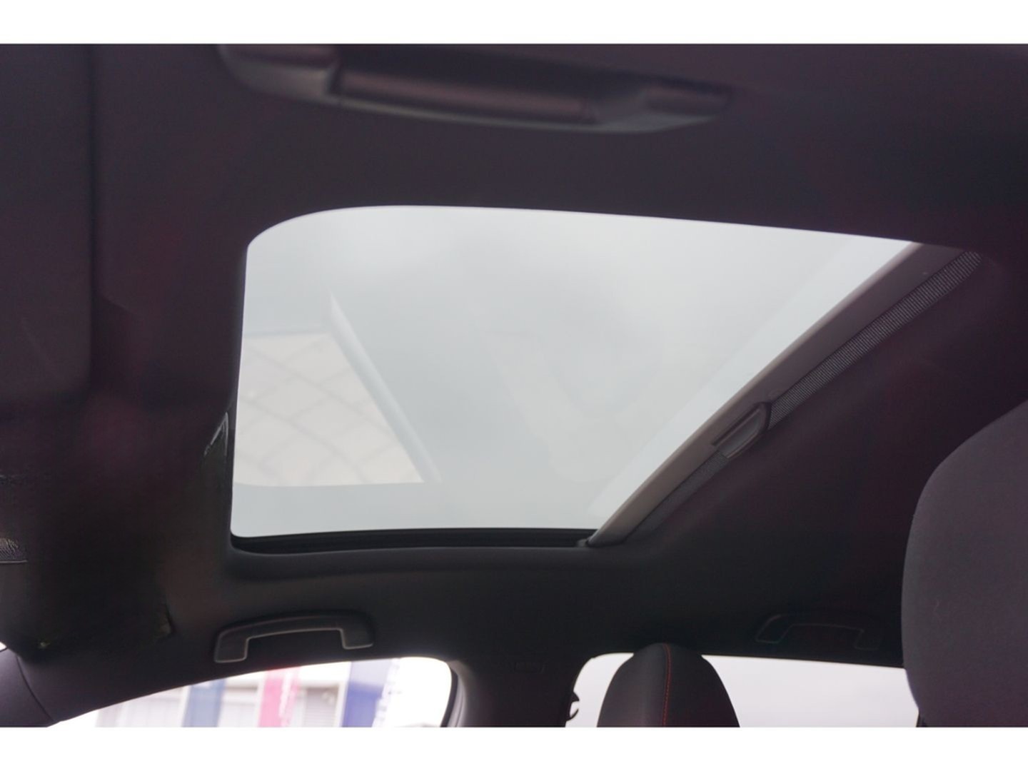 Volkswagen Golf GTI Perform. DSG AHK Pano Navi LED ACC DCC  foto 25