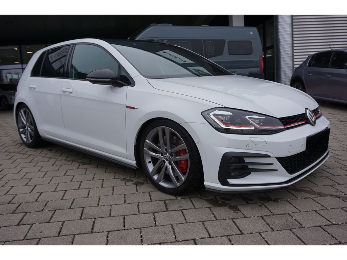 Volkswagen Golf GTI Perform. DSG AHK Pano Navi LED ACC DCC  foto 8