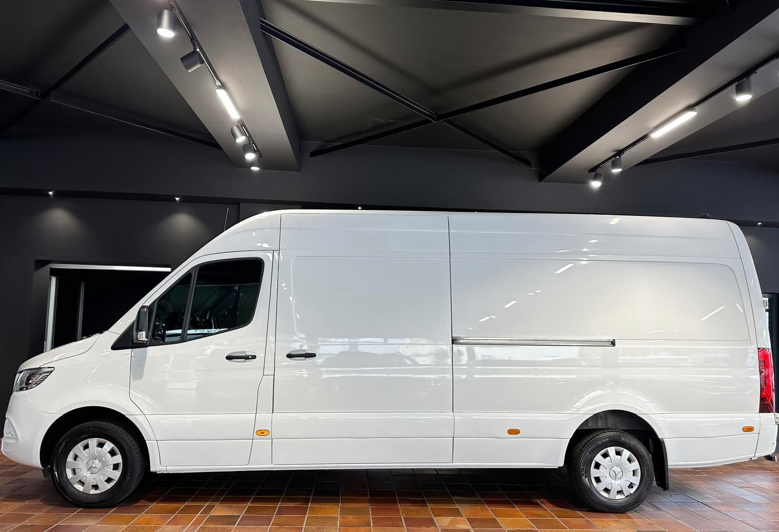 Mercedes-Benz SPRINTER 319 MAXI L3H2 2X SCHIEBETÜR DISTRO VOLL foto 4