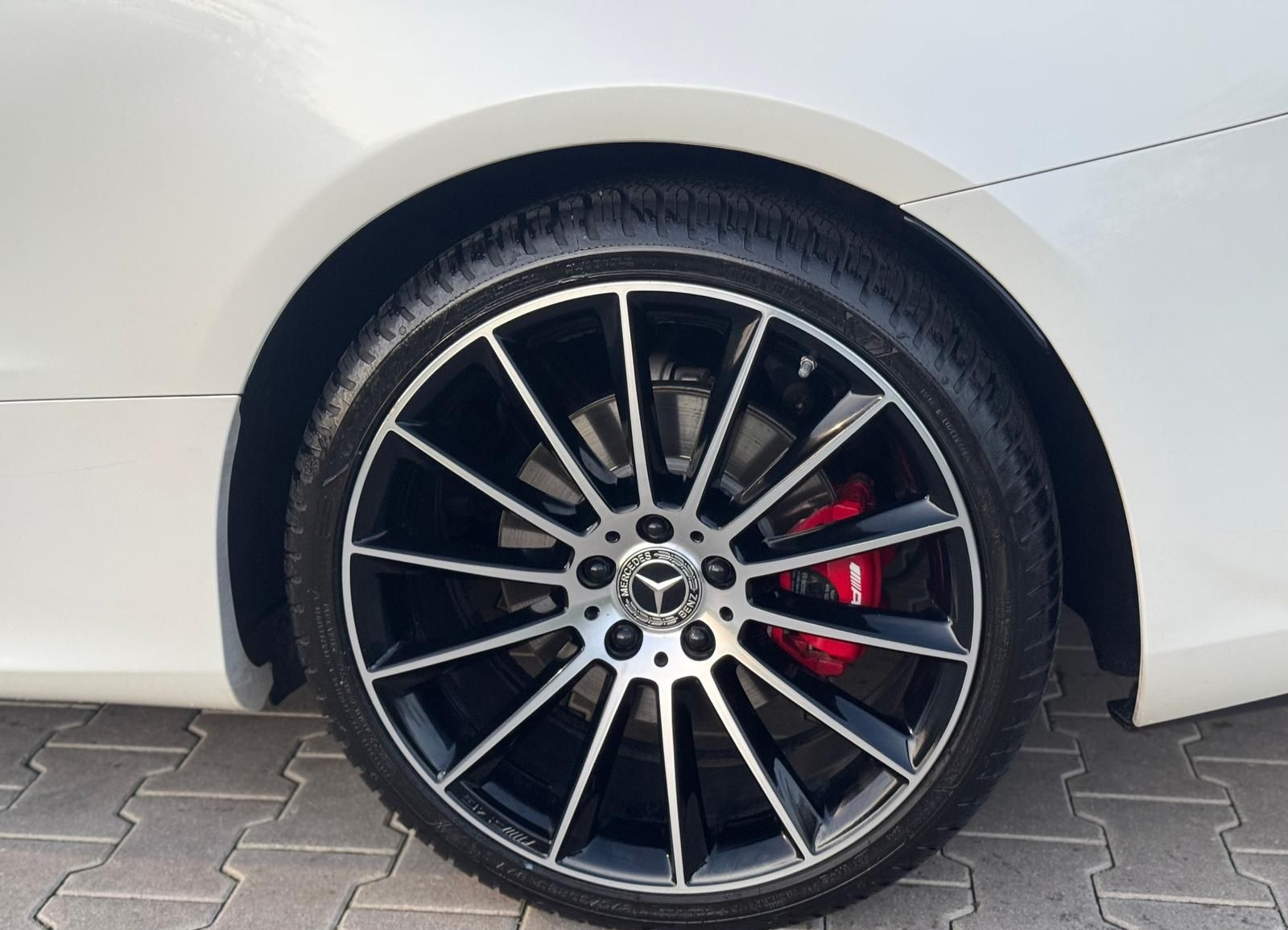 Mercedes-Benz E 350 COUPE*SHZ*WILDSCREEN*CARPLAY*PANO* foto 15