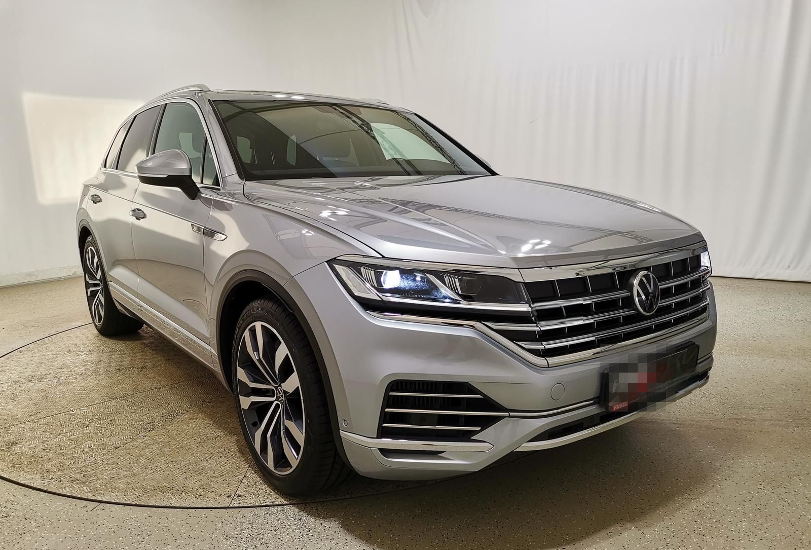 Volkswagen Touareg 3.0 V6 TSI DSG Elegance 4Motion eHybrid  foto 6