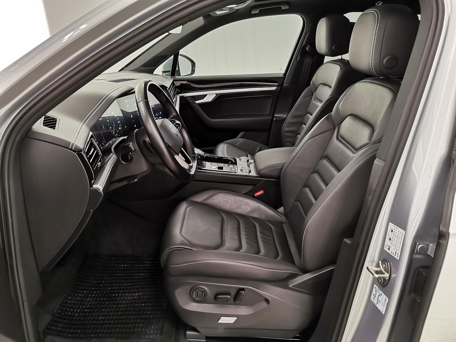 Volkswagen Touareg 3.0 V6 TSI DSG Elegance 4Motion eHybrid  foto 7