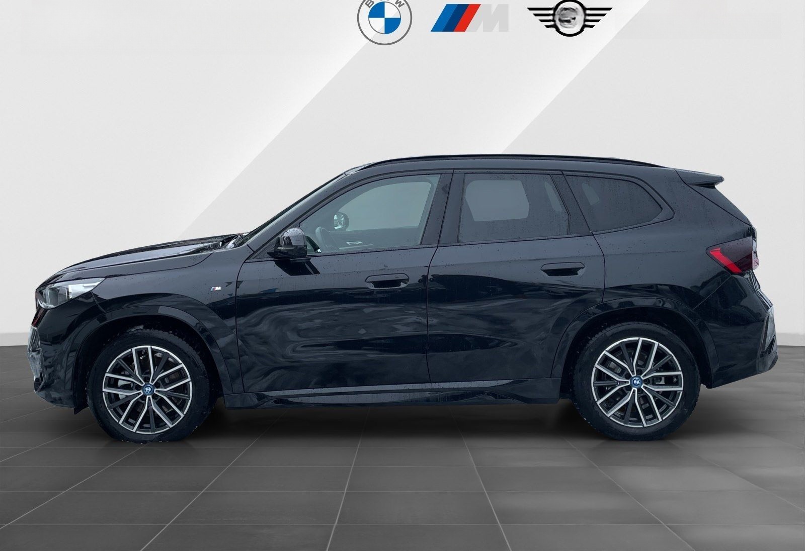 BMW iX1 xDrive30 M SPORT*PANORAMA*ACC*360° KAMERA*HE foto 3