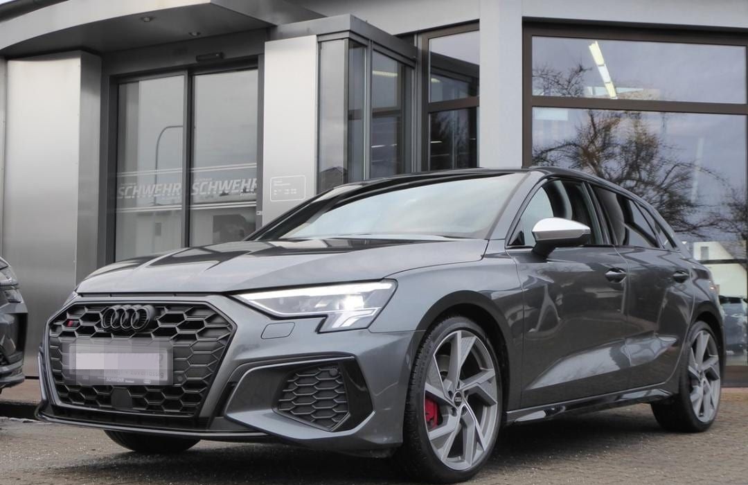 Audi S3 Sportback 2.0 TFSI quattro foto 2