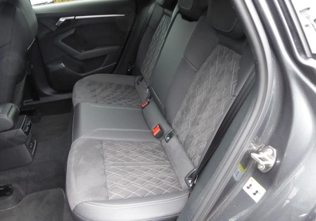 Audi S3 Sportback 2.0 TFSI quattro foto 5