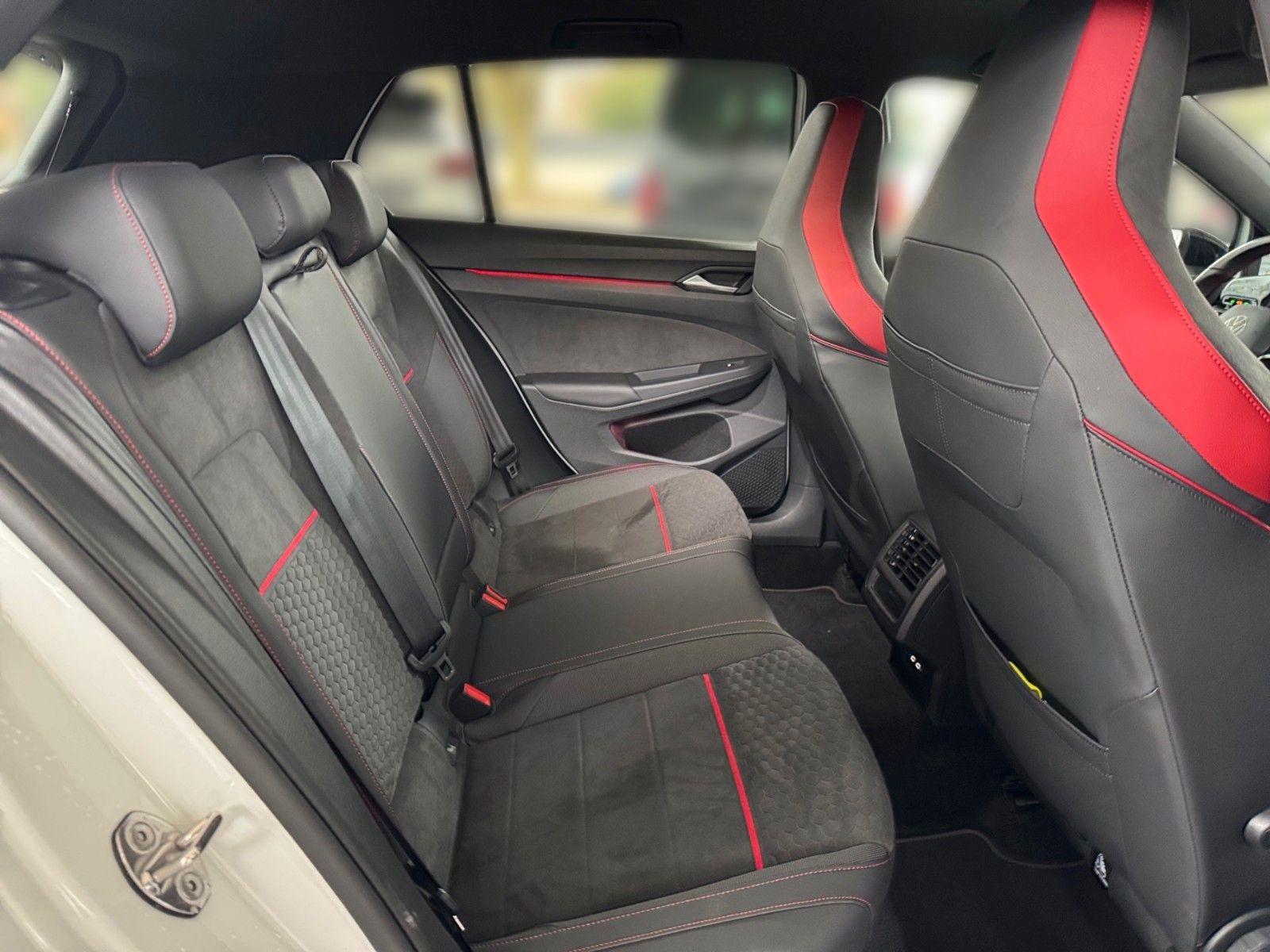 Volkswagen Golf GTI Clubsport+Kamera+HuD+ACC+DCC+APP+SHZ+ foto 12