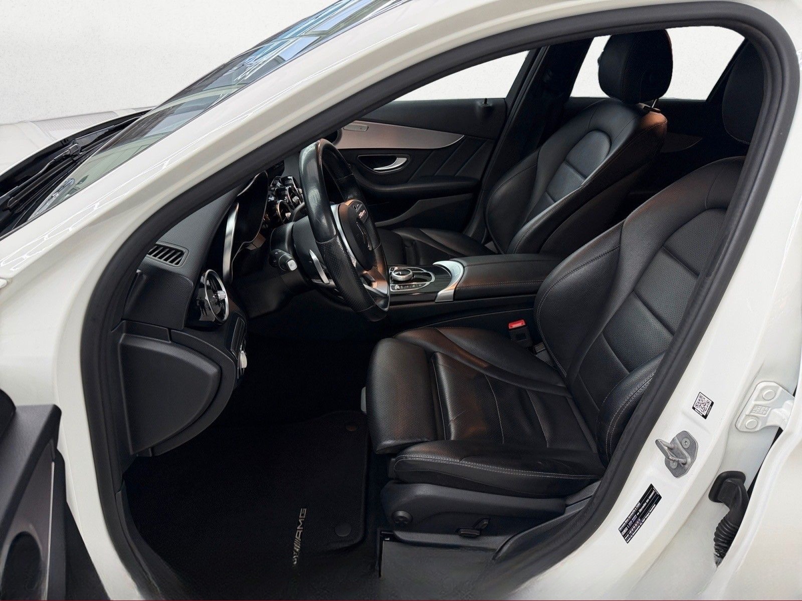 Mercedes-Benz C 200 T-Modell AMG+LED+CARPLAY+KAMERA foto 10