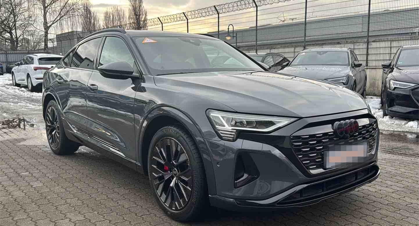 Audi Q8 e-tron Sportback 50 S line ACC BLACK 21Z KAM. foto 5