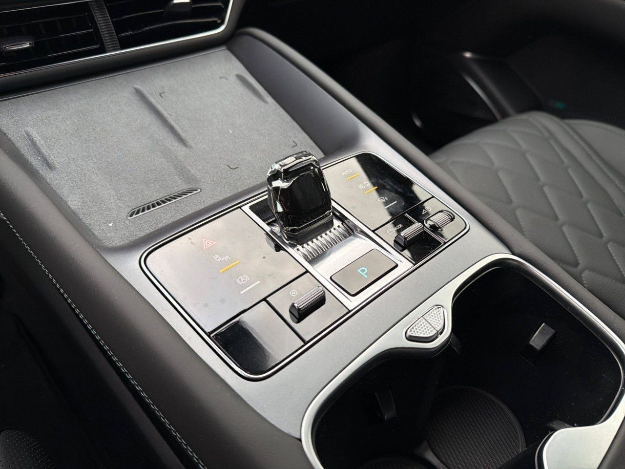 BYD SEALION 7 AWD Design 20" 360° ACC Leder foto 13