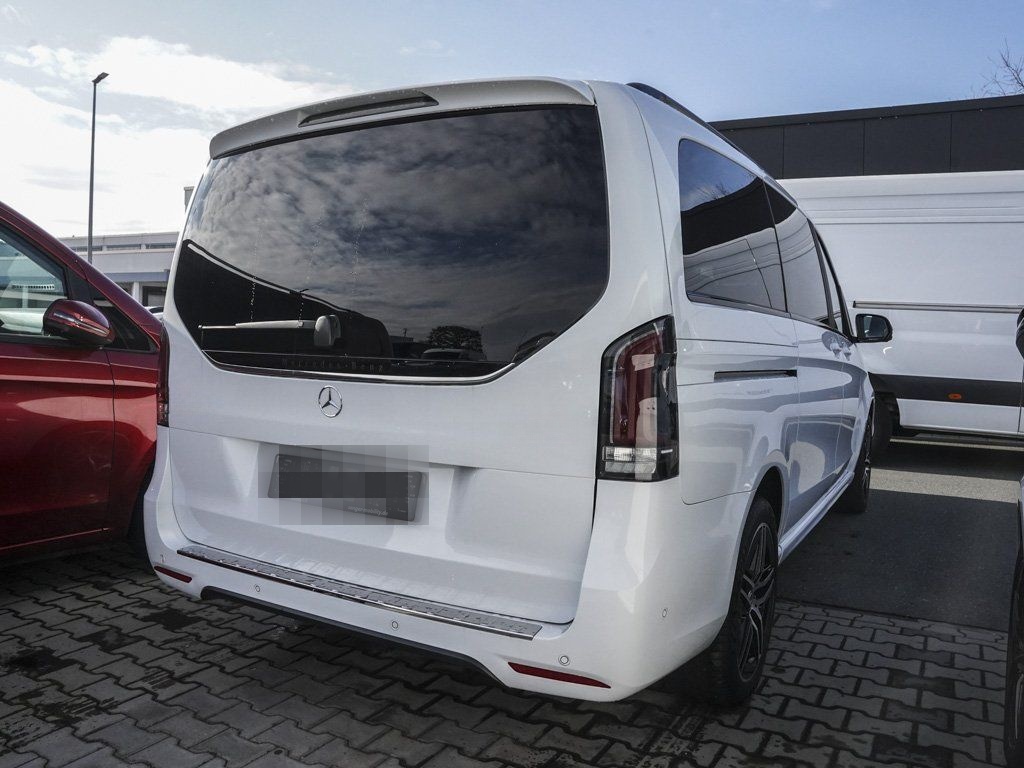 Mercedes-Benz V 300 d Avantgarde 4x4 lang AMG AIRMATIC Pano 9G foto 3