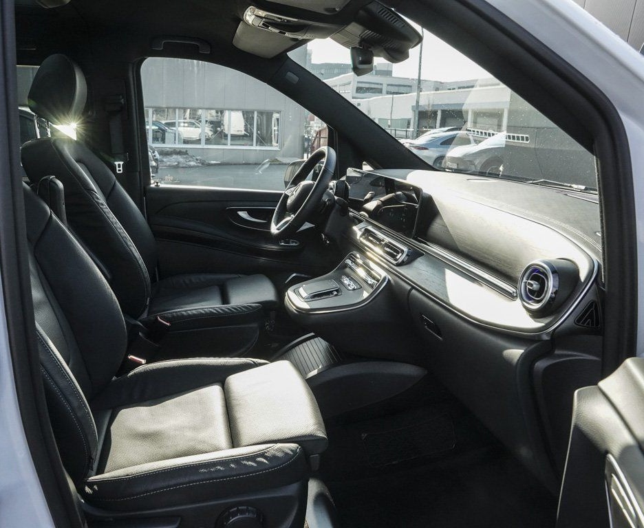 Mercedes-Benz V 300 d Avantgarde 4x4 lang AMG AIRMATIC Pano 9G foto 8