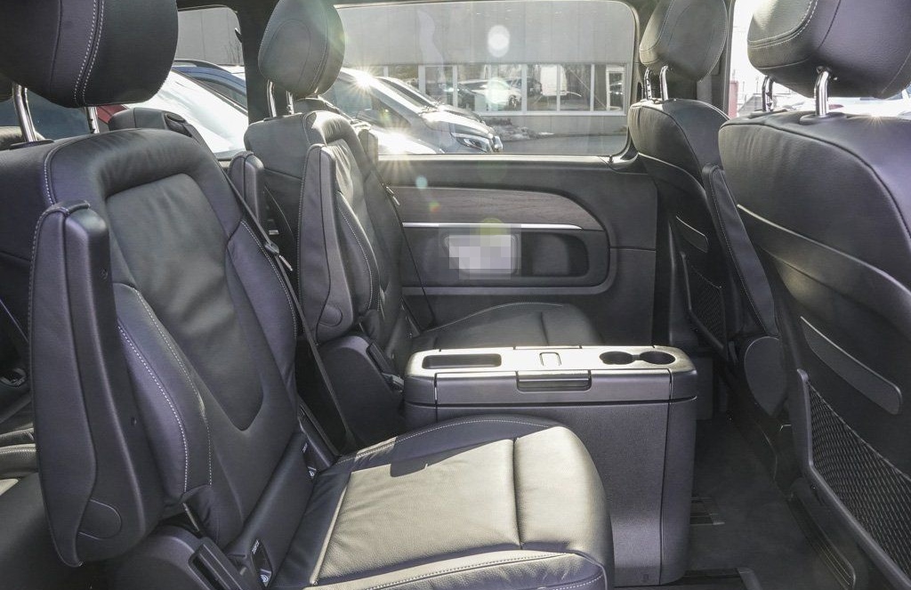 Mercedes-Benz V 300 d Avantgarde 4x4 lang AMG AIRMATIC Pano 9G foto 9