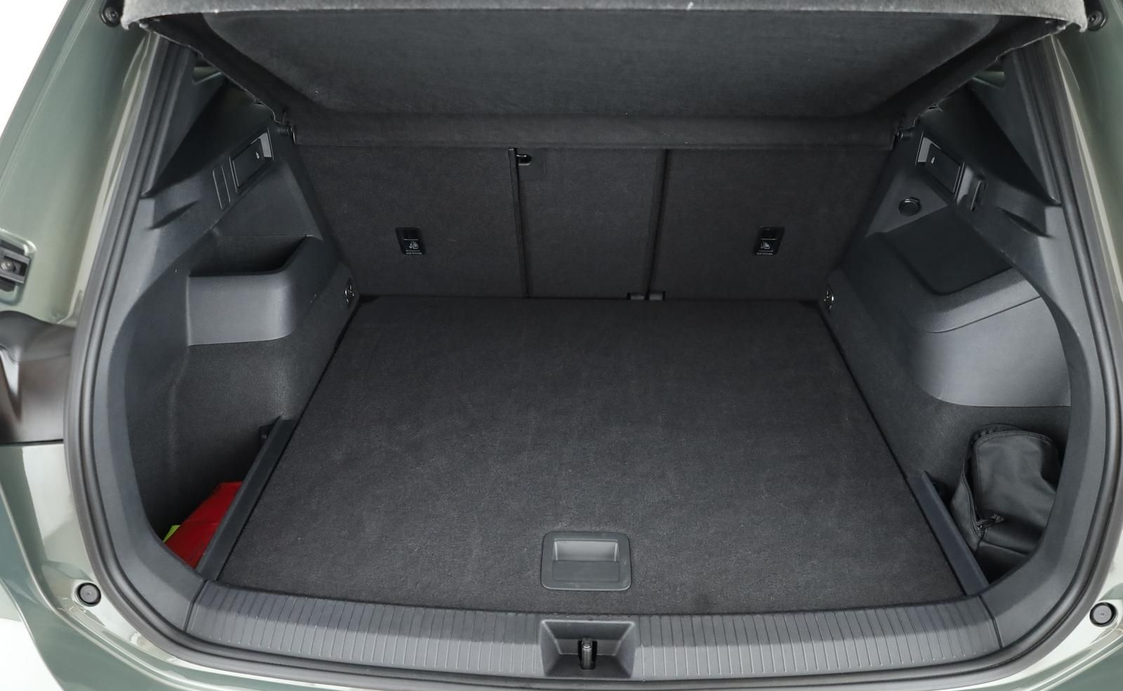 Volkswagen Tiguan 2.0 TSI DSG 4M R-Line IQ Pano Nav Key 360 foto 8