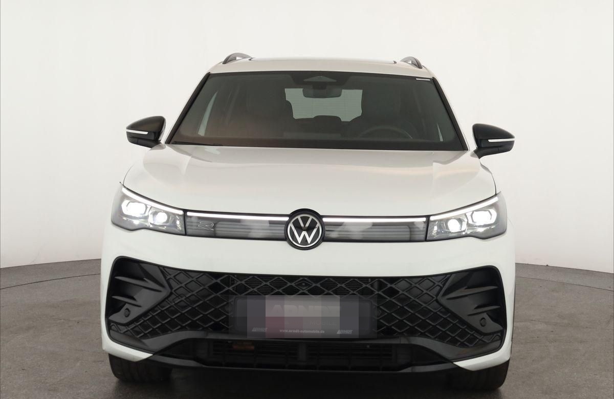 Volkswagen Tiguan 2.0 TSI DSG 4M R-Line IQ Pano Nav Key 360 foto 3