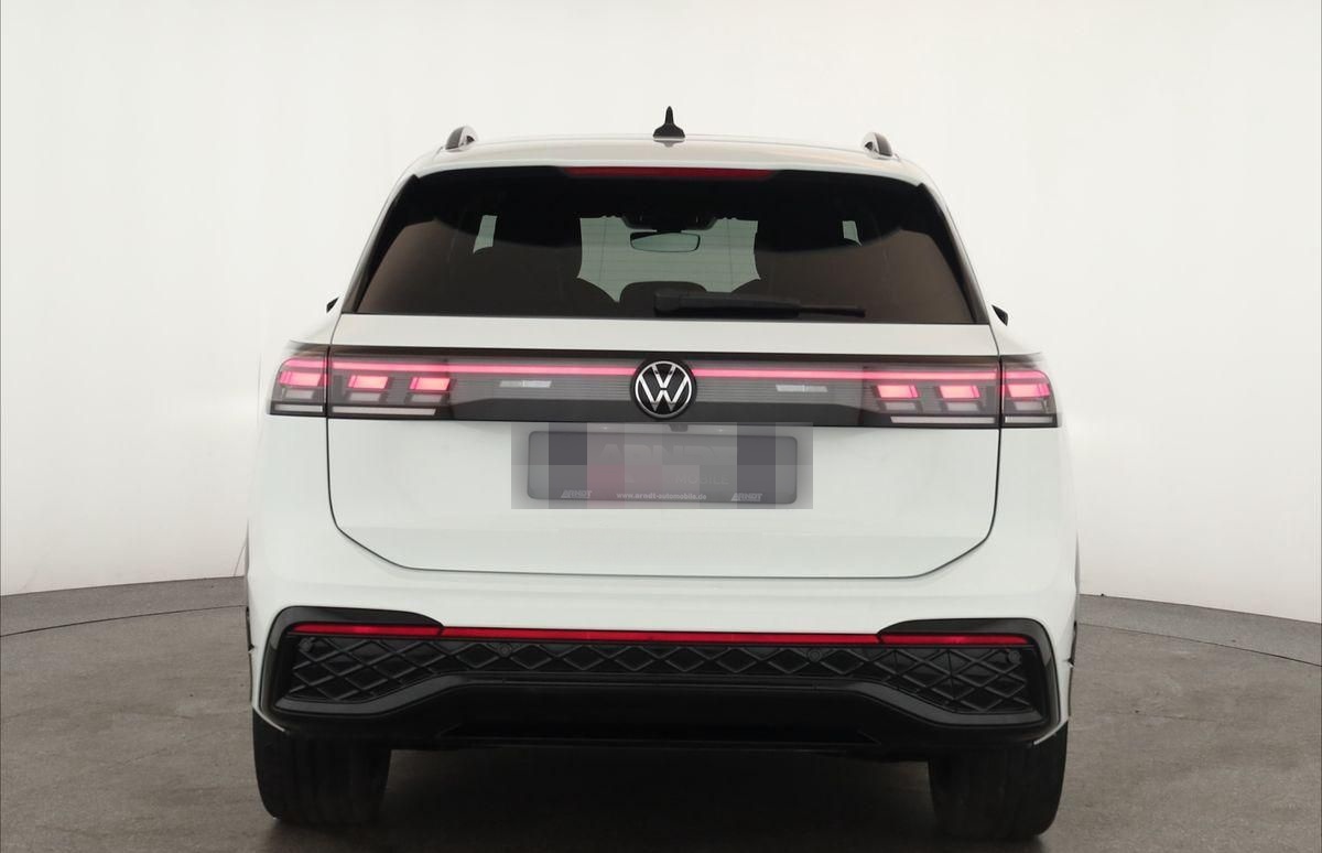 Volkswagen Tiguan 2.0 TSI DSG 4M R-Line IQ Pano Nav Key 360 foto 6