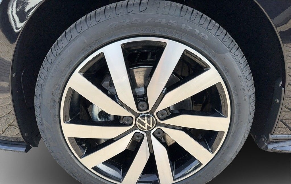 Volkswagen Touran 2.0 TDI DSG Highline R-Line AHK*DCC*LED*N foto 18