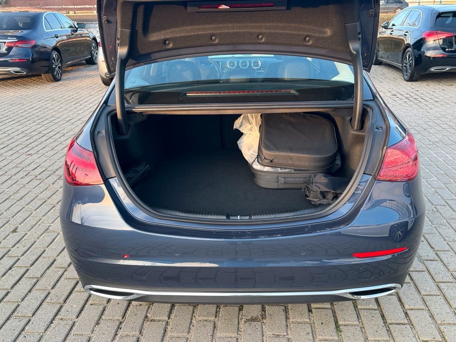 Mercedes-Benz C 300 e Avantgarde Advanced Plus Pano Ambiente foto 19