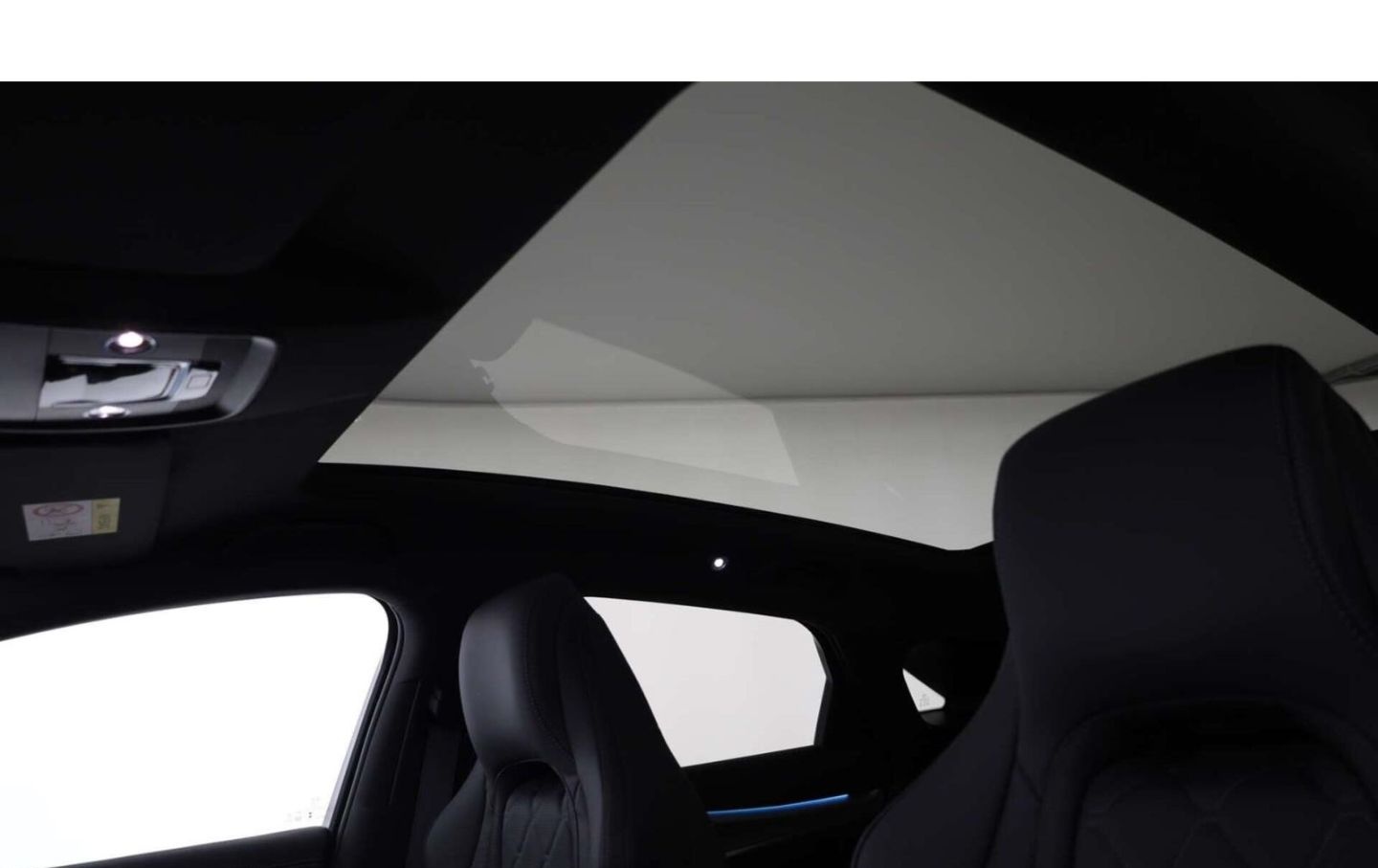 BYD SEALION 7 Design AWD LP: 57.899,- /Pano/Top-View foto 20