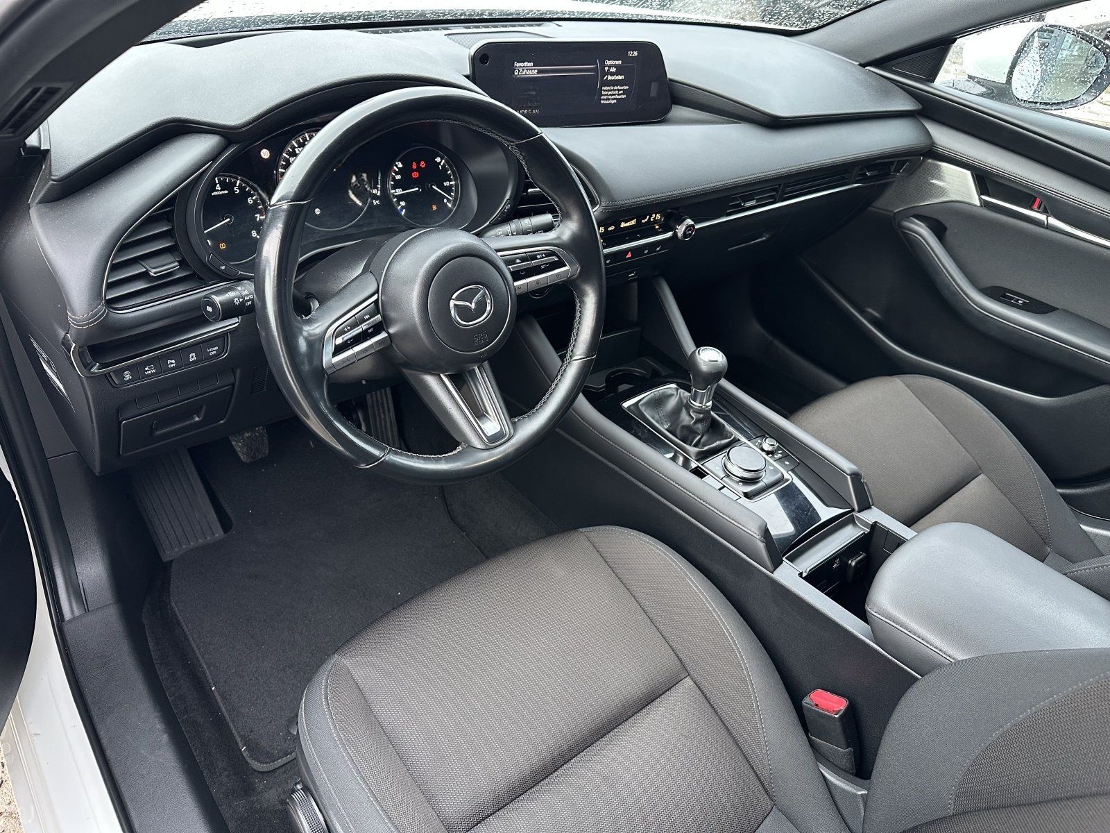 Mazda 3 SKYACTIV-G 2.0 M-HYBRID 150 Selection / PREMIU foto 14