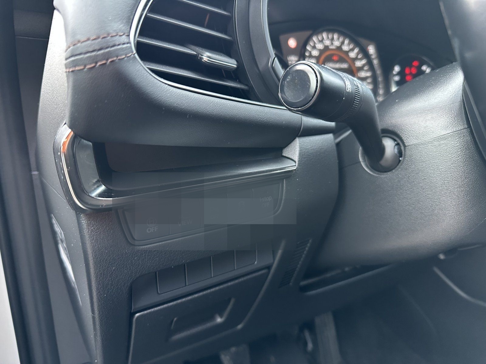 Mazda 3 SKYACTIV-G 2.0 M-HYBRID 150 Selection / PREMIU foto 15