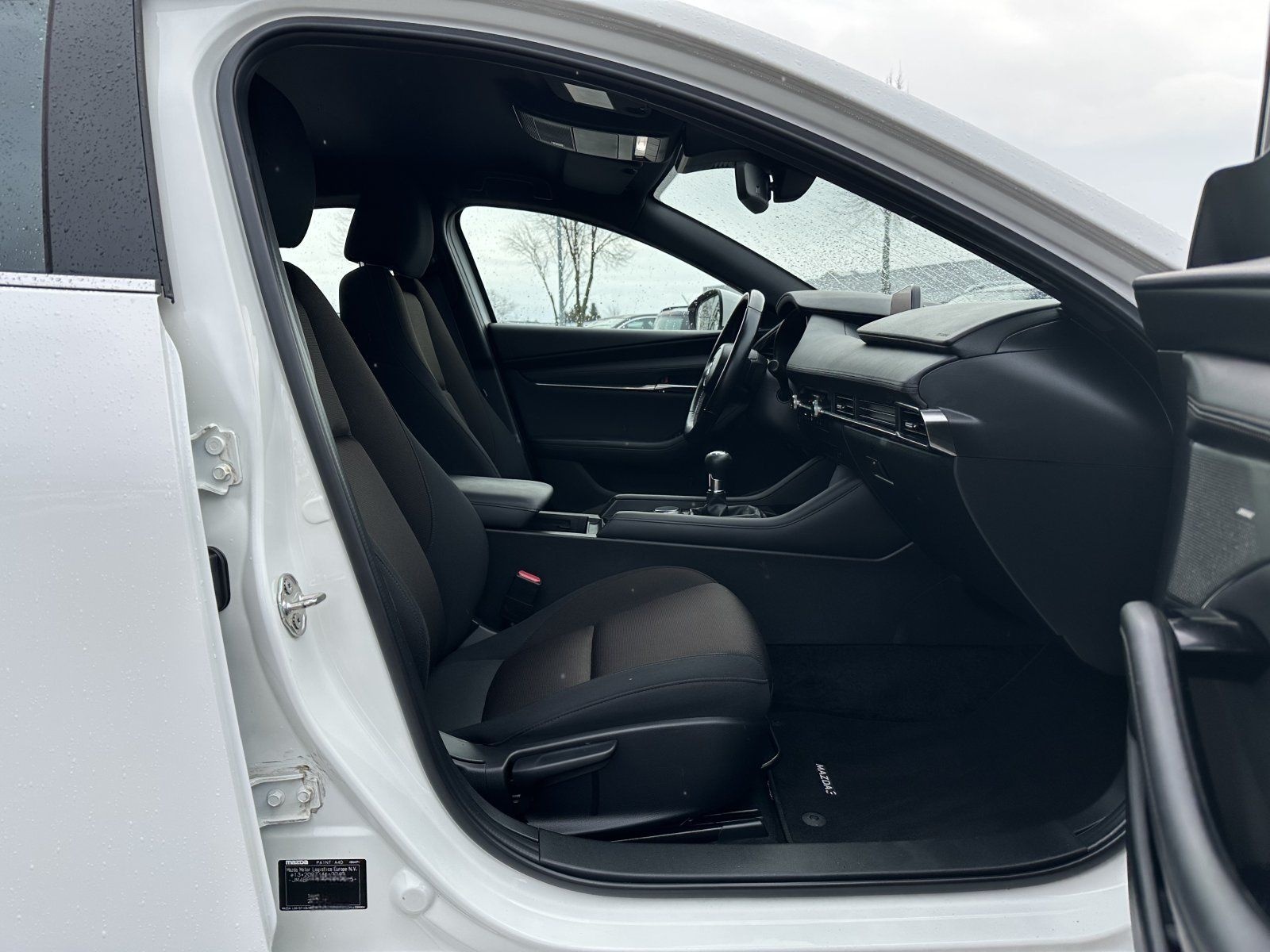 Mazda 3 SKYACTIV-G 2.0 M-HYBRID 150 Selection / PREMIU foto 10