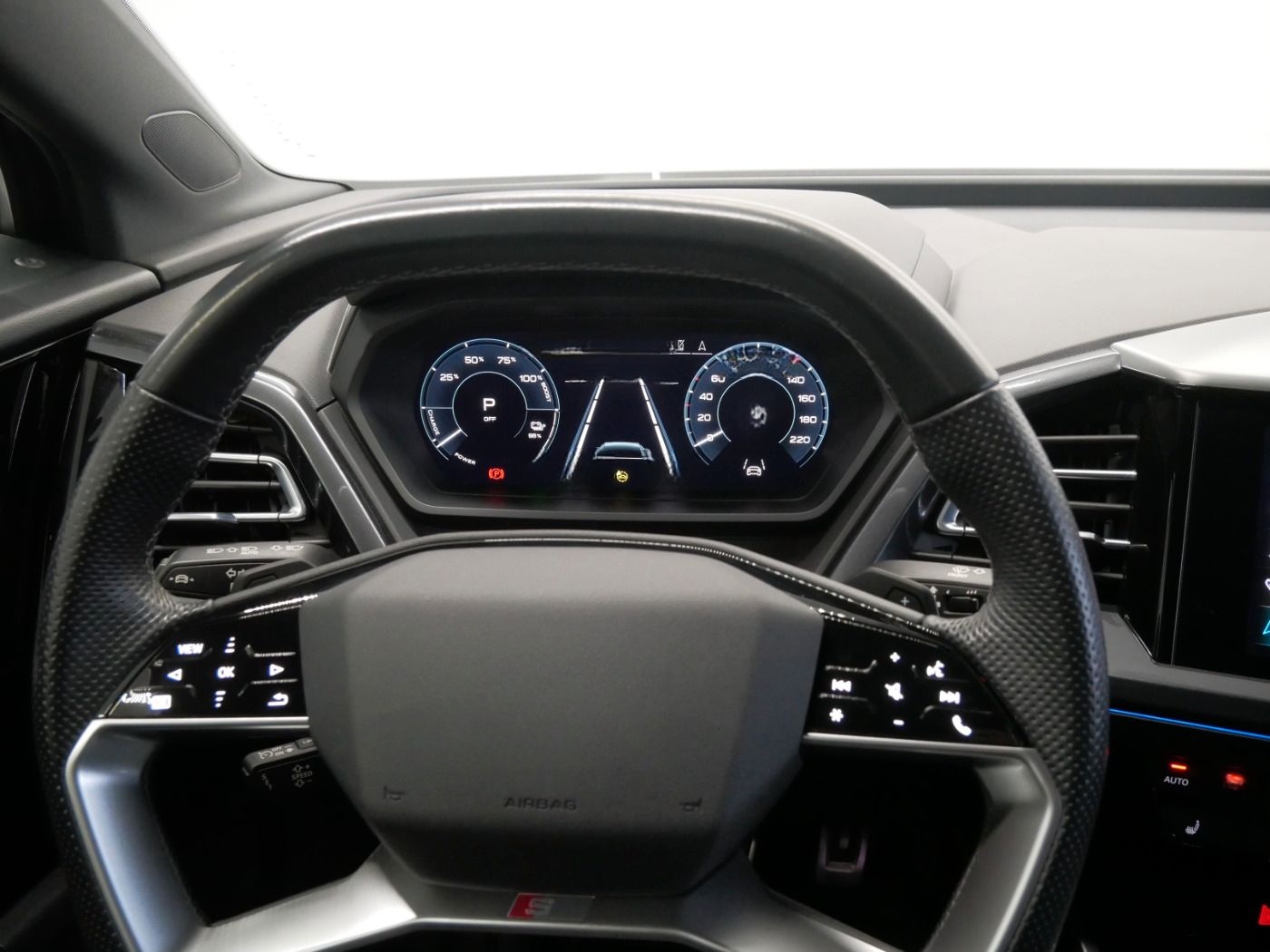 Audi Q4 Sportback 50 e-tron quattro S line LED virt. foto 13