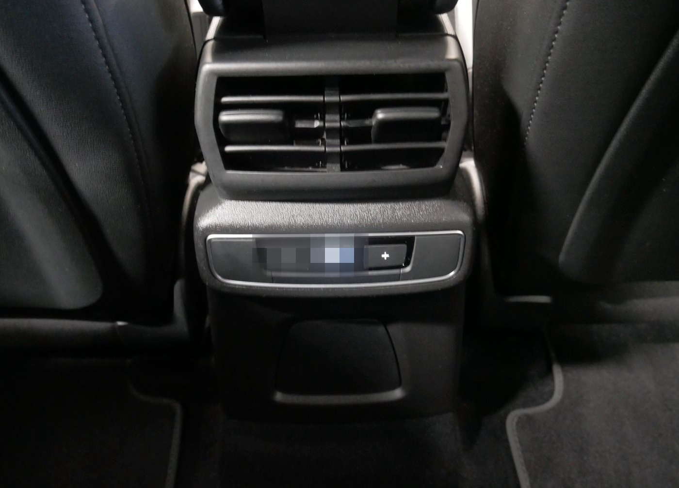 Audi Q4 Sportback 50 e-tron quattro S line LED virt. foto 14
