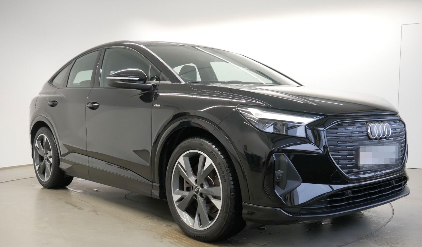 Audi Q4 Sportback 50 e-tron quattro S line LED virt. foto 3