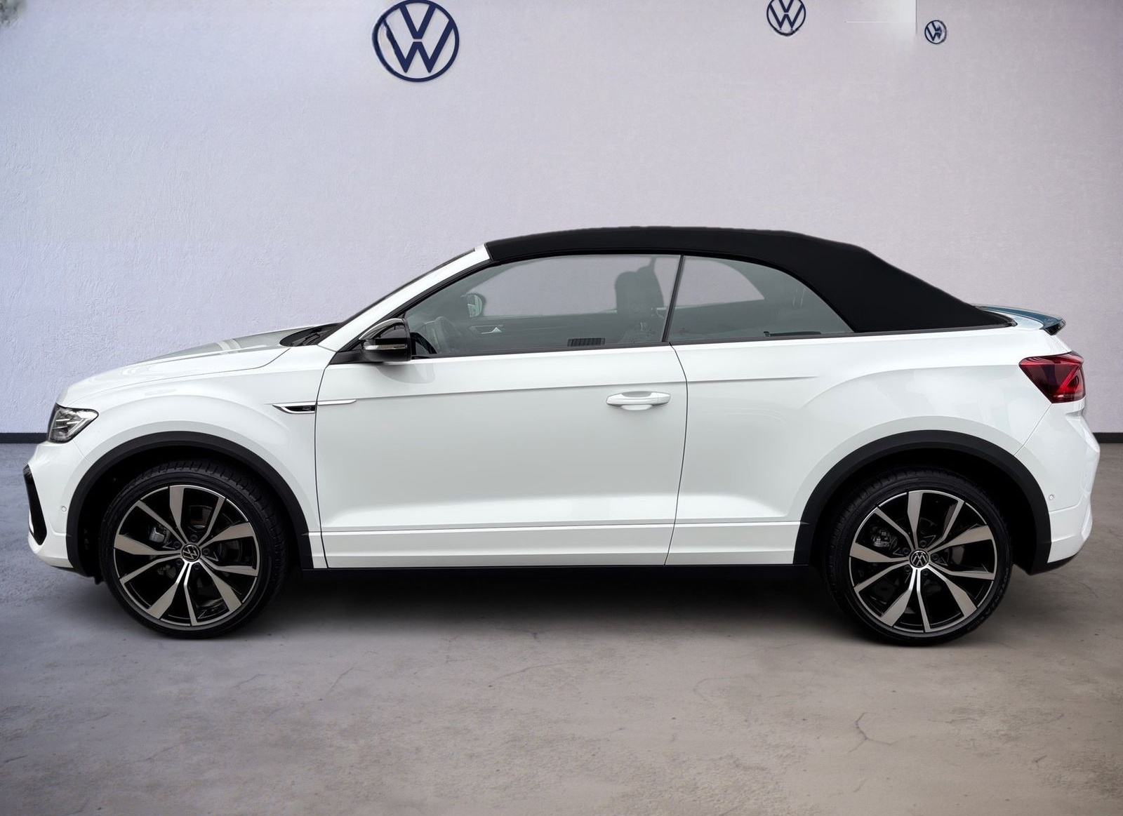 Volkswagen T-Roc Cabriolet 1.5 TSI R-Line DSG NAVI KEYLESS foto 4