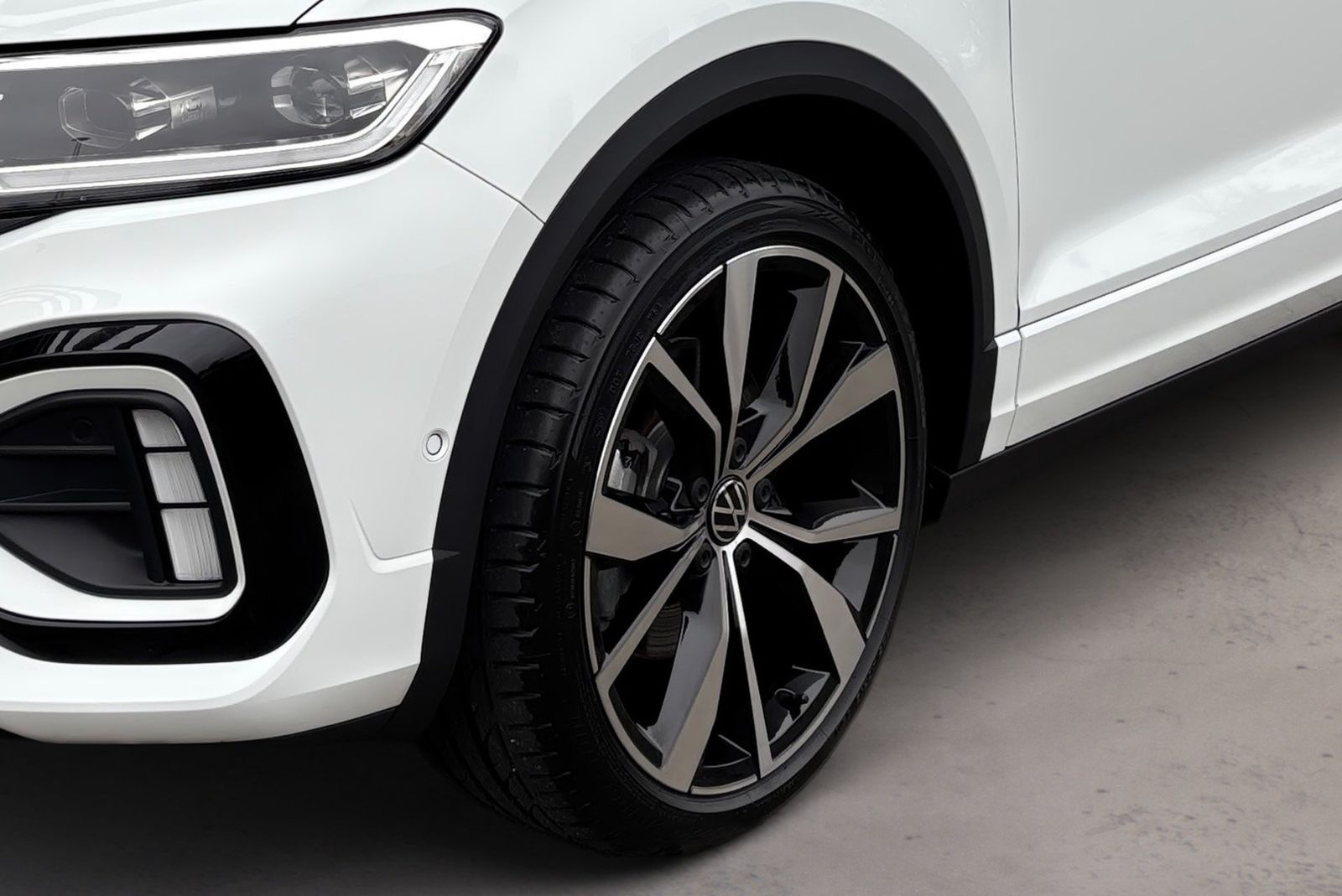 Volkswagen T-Roc Cabriolet 1.5 TSI R-Line DSG NAVI KEYLESS foto 6