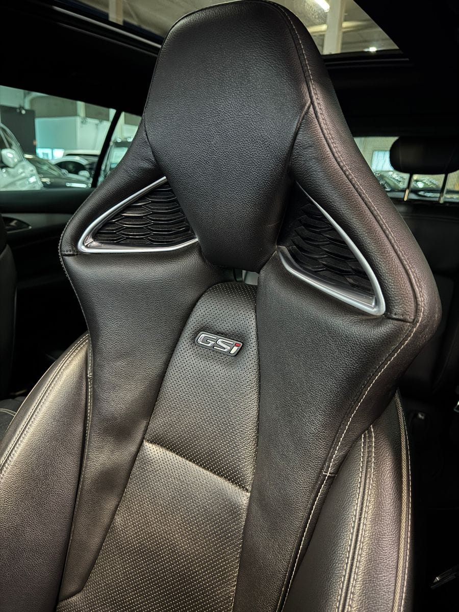 Opel Insignia B Sports Tourer GSi 4X4 OPC PERFORMANCE foto 8